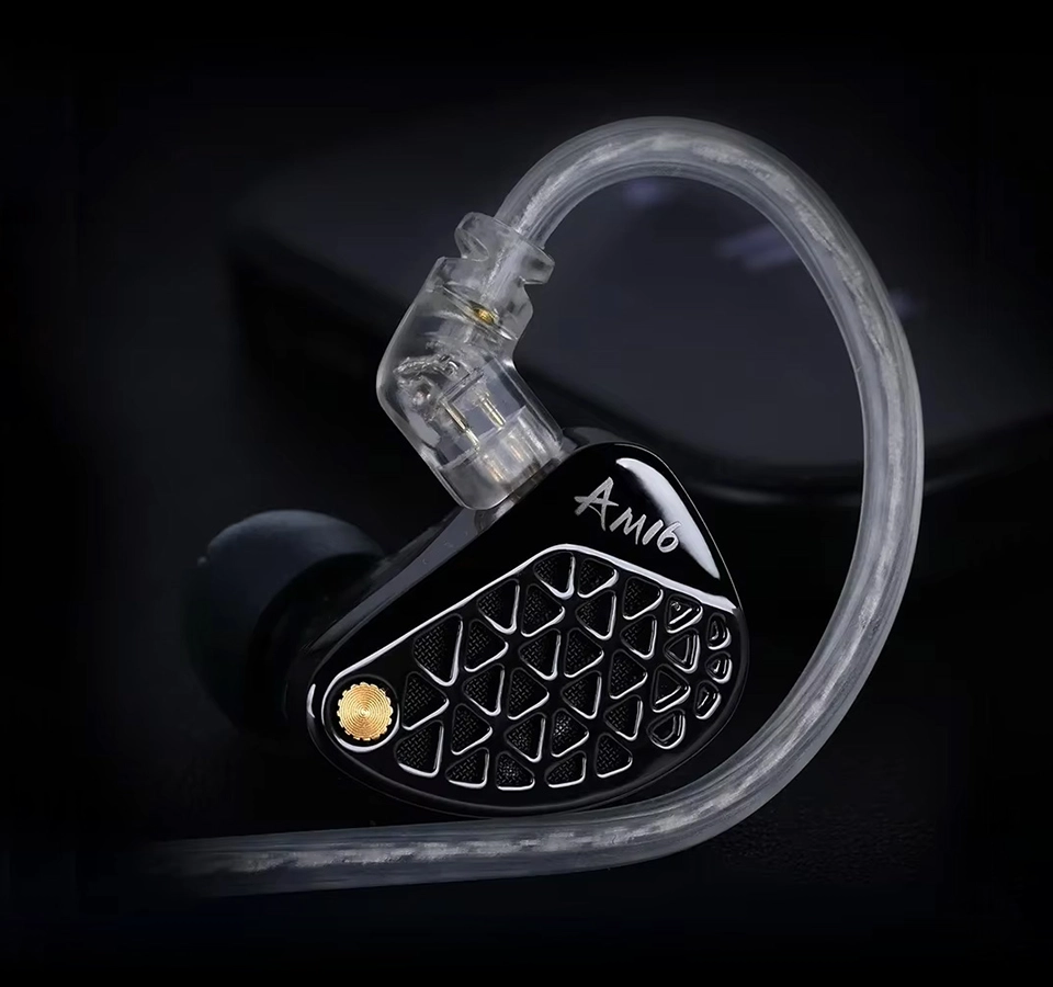 Left KZ AM16 with cable