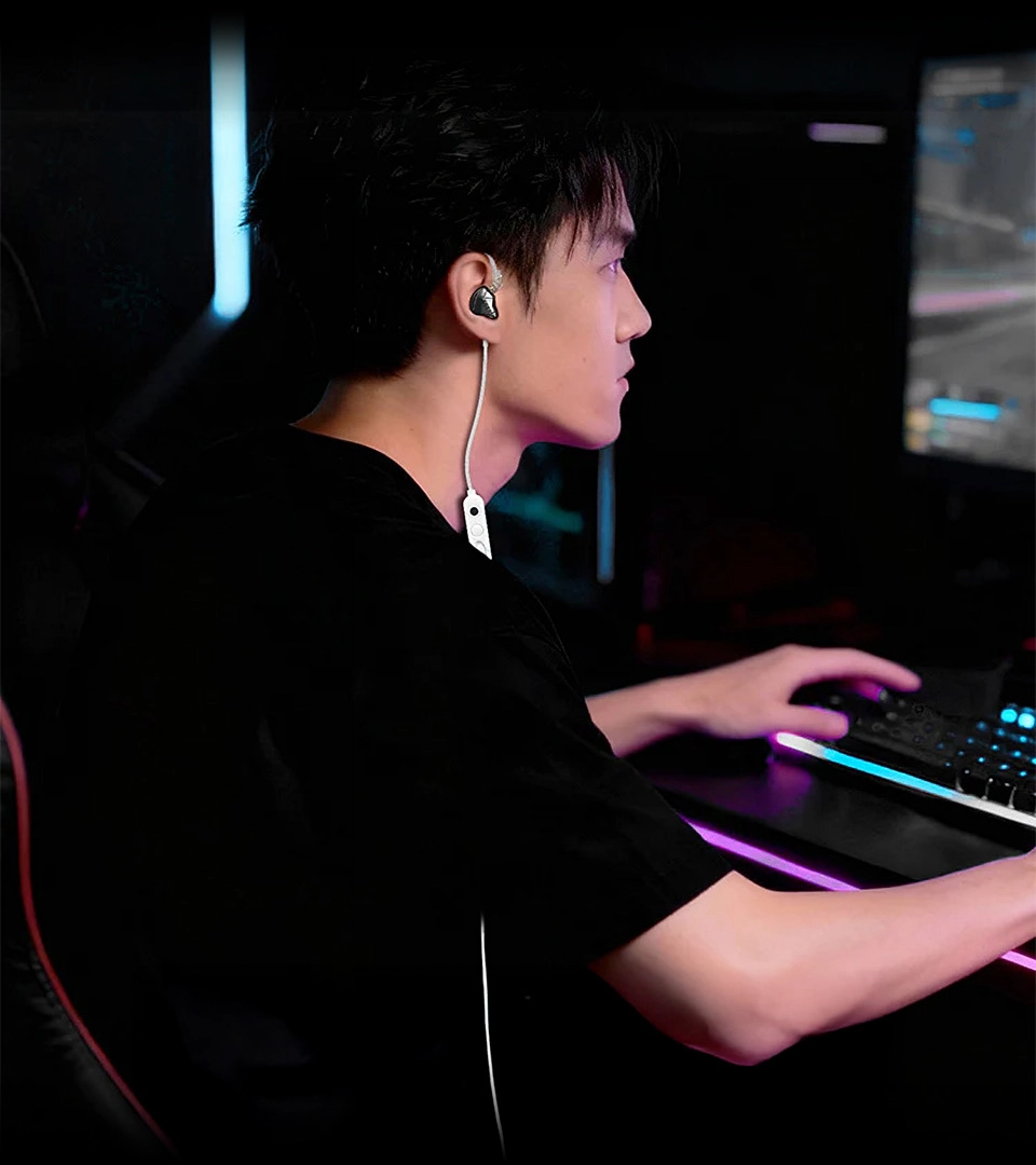 FPS gaming with KZ Axas gaming earbuds